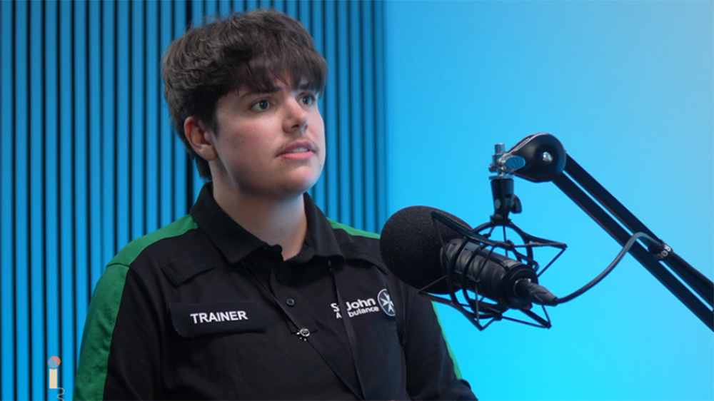 Vee Holt Talking about Mental Health in Construction